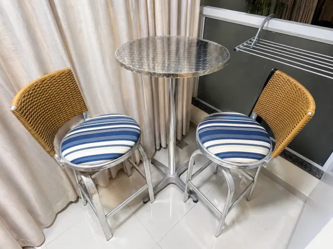 Conjunto bistrô em alumínio 