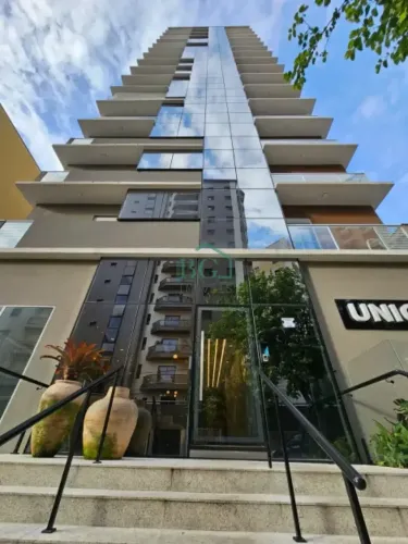 Excelente apartamento de 69m² á venda no Centro de Poços de Caldas MG.