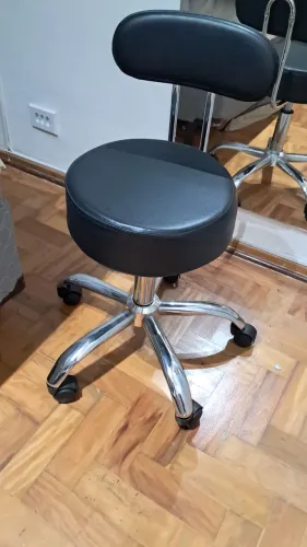 Cadeira de escritório com rodinhas