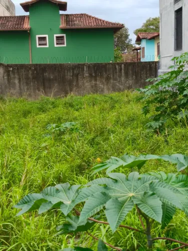ESQUINA COM 1100 metros quadrados em Novo Rio das Ostras - Rio das Ostras - RJ