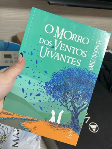 Livro: O Morro dos Ventos Uivantes 