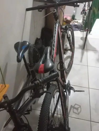 Bike First aro 29,quadro 20 e 24 velocidades