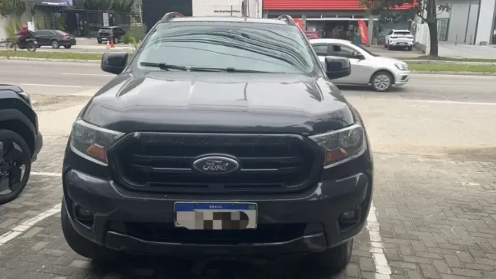 Ford Ranger Black 2.2 4X2 CD Diesel AUT 2023