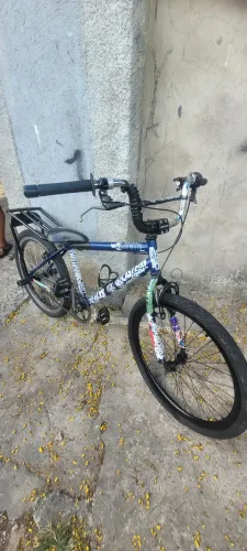 Vendo bike aro 24 no padrão!