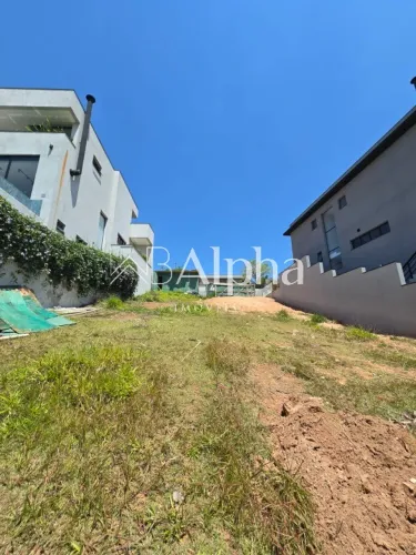 Terreno a venda no Condomínio Gênesis 1 em Alphaville - SP