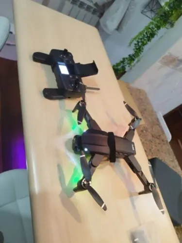 DRONE L900 com GPS e resistente ao vento
