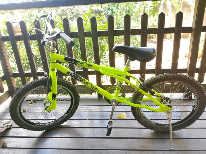 Bicicleta aro 20 BMX