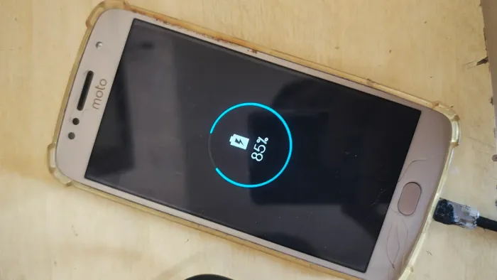 Motorola moto G5s defeito