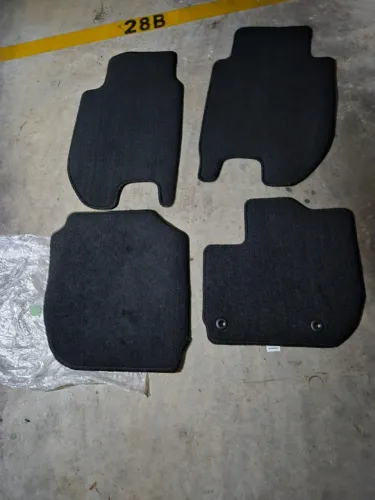 Tapete original para honda city HB - 2024