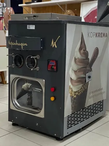 Máquina de Sorvete Expresso RIMAQ Degust Soft CMS 72 - Seminova