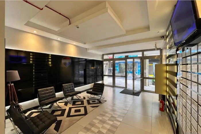 SALA COMERCIAL NO EDIFÍCIO RIO DA PRATA