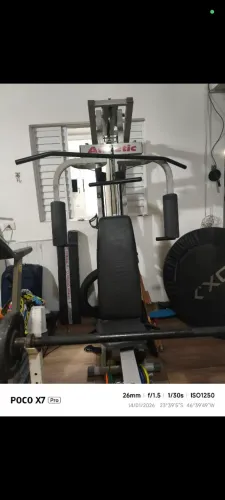 Estação de acamia e esteira 