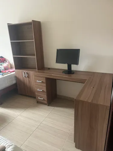 Escrivaninha em L