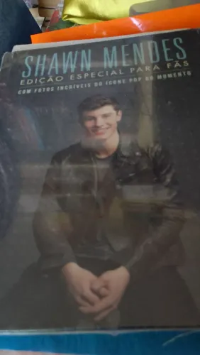 SHAWN MENDES Edição Especial para Fãs com fotos incríveis do Ícone pop R$ 29,99