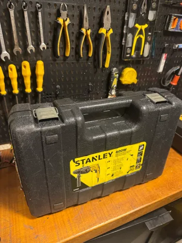 Martelete Perfurador Rompedor 22mm 110V STANLEY Com 3 Modos de Operação