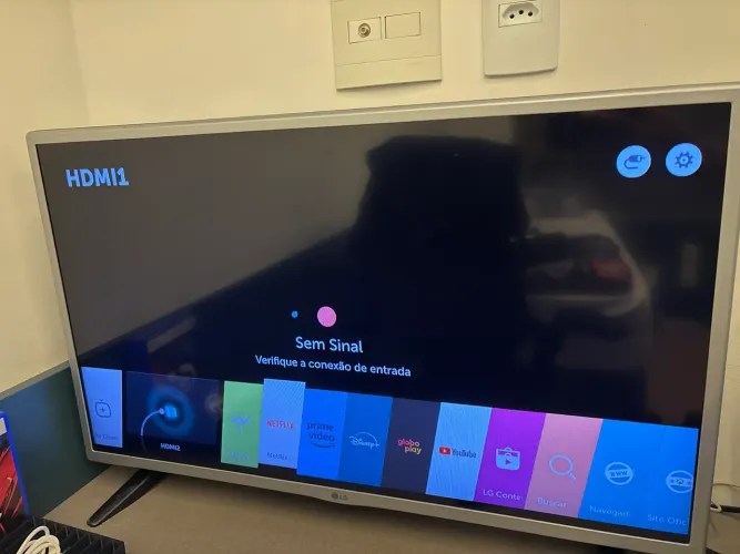 Televisão Smart Tv LG 32LJ600B 4K 32 polegadas