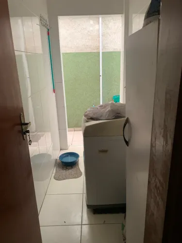 Excelente Sobreposta baixa em São Vicente