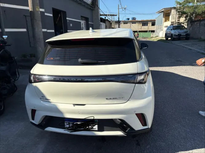 BYD Dolphin EV (Elétrico) 2026
