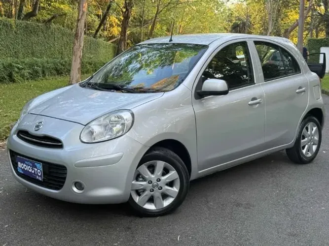 Nissan March S 1.6 16V Flex Fuel 5P 2013