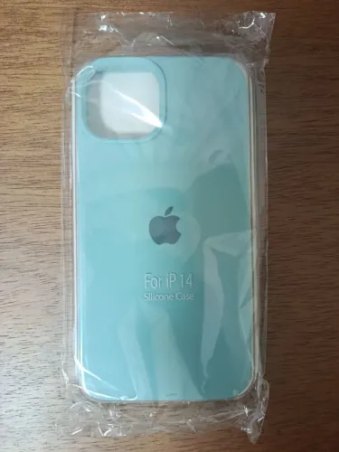 Capinha Silicone Aveludada iPhone 14 Azul Bebê - Nova