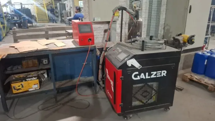 Máquina De Solda Industrial A Laser 1500w