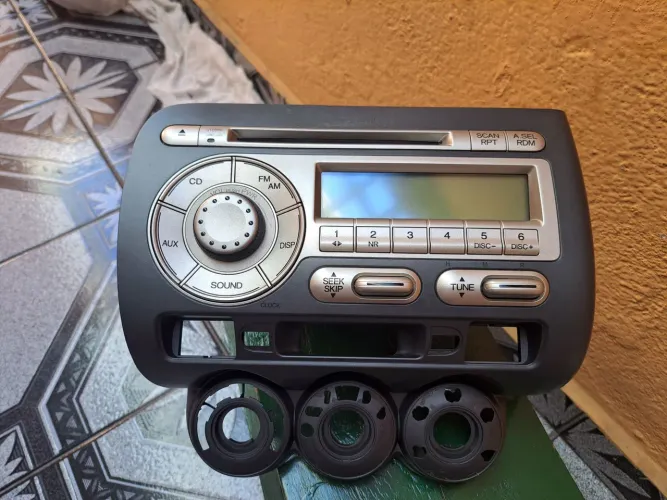 Rádio original com moldura honda fit ex
