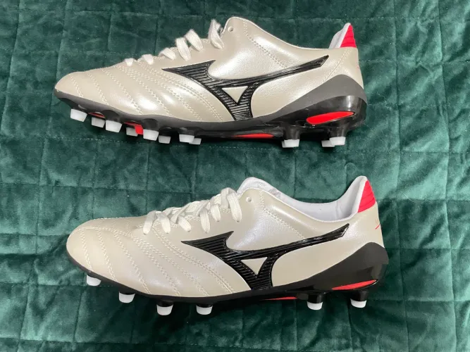 Chuteira Mizuno Morelia Neo