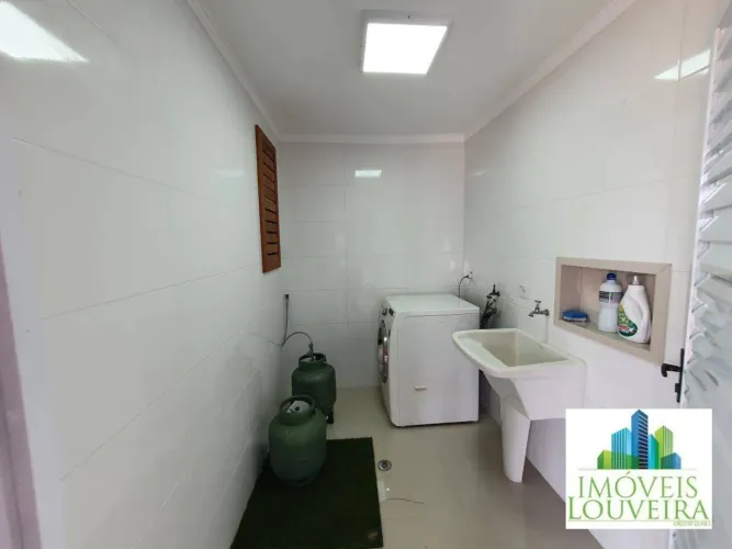 Chácara a "Venda" com piscina no Bairro Monterrey Louveira SP
