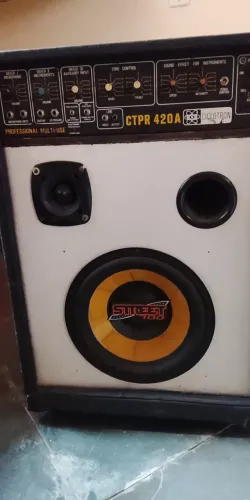Caixa de Som Amplificada Ciclotron CTPR 420A - Excelente para Karaokê e Instrumentos