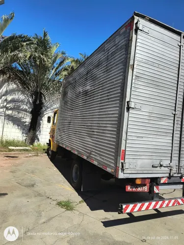 Vendo caminhao 608