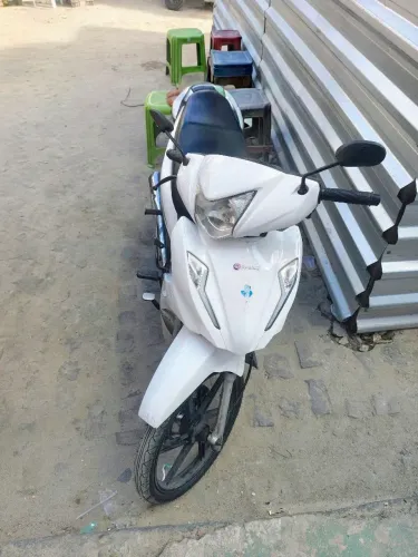 Avelozz AZ1 50cc