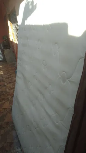 Colchão de casal tamanho padrão