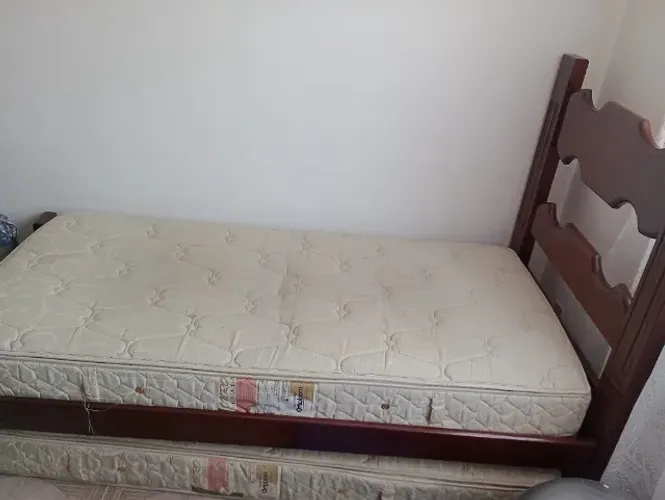 Cama e colchões solteiro