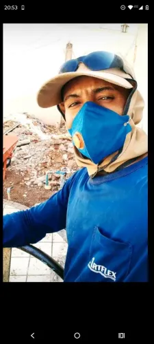 AJUDANTE MEIO OFICIAL DE OBRA DISPONÍVEL