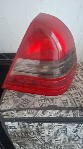 Lanterna Traseira Direita Mercedes Classe C W202 (C180 C200) - Original Bicolor