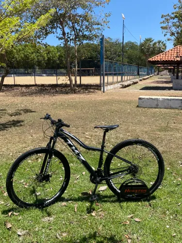 Bicicleta aro 29 - KGT
