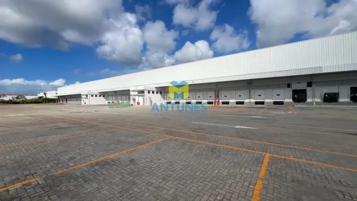 Alugue no CONDOMINIO LOGISTICO, galpão de 26679m² com docas . Cabo de Santo Agostinho (SUA