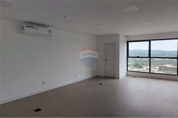 SALA EM EDIFÍCIO COMERCIAL DE ALTO PADRÃO!!! 50 M ², R$ 5000,00 ALUGUEL / VILA SANTISTA - 