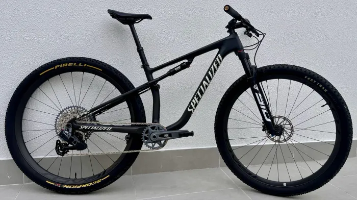 OPORTUNIDADE: SPECIALIZED EPIC EXPERT FULL SUSPENSION