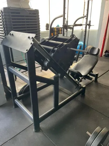 Leg Press 45° Profissional - Academia / Musculação - Excelente Estado