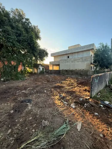 Vendo terreno - Praia do Itaguaçu