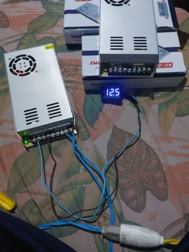 Fonte comeia 12v 50amperes R$100.00 Reais Cada