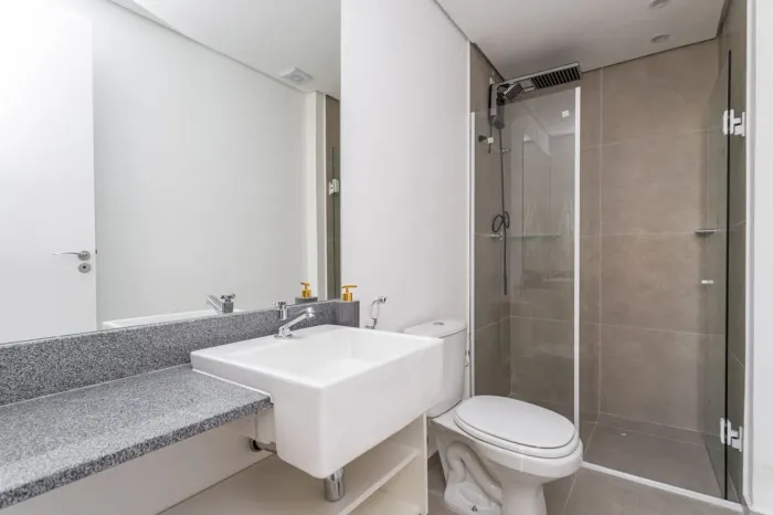 Apartamento com 1 Quarto para alugar, 18m² - Centro