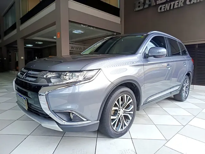 Mitsubishi Outlander Comfort 2.0 16V Aut. 2018