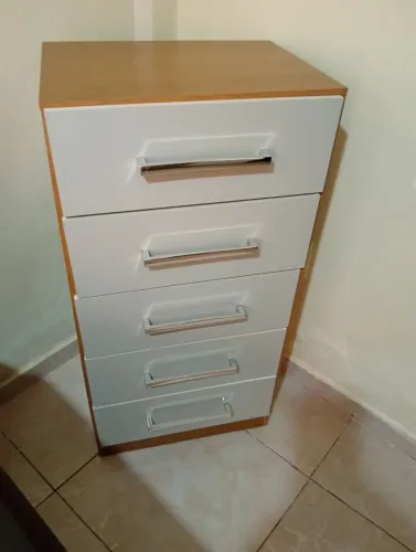 Cômoda 5 gavetas savana com brilho