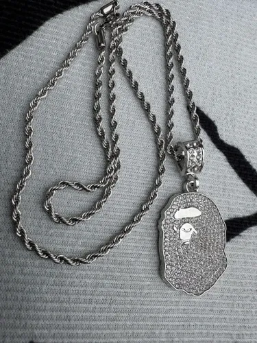 Colar prata bape