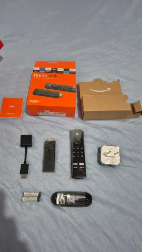 Fire TV Stick 3ª Geração com Alexa (inclui comandos na TV)