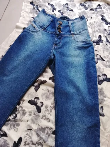 Calça jeans feminina Gato preto cintura alta 38