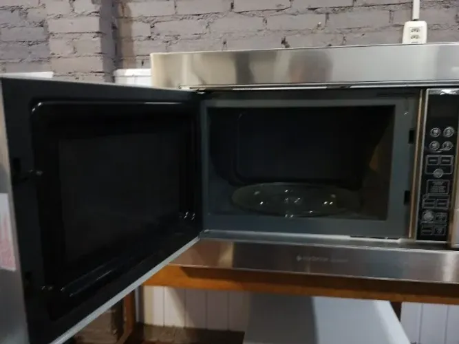 Microondas de embutir