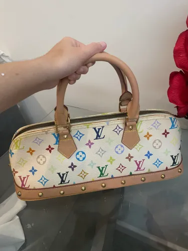 Bolsa da Louis Vuitton original edição limitada semi nova